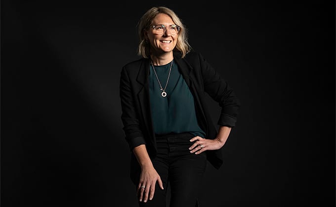 Olivia Dean portfolio manager